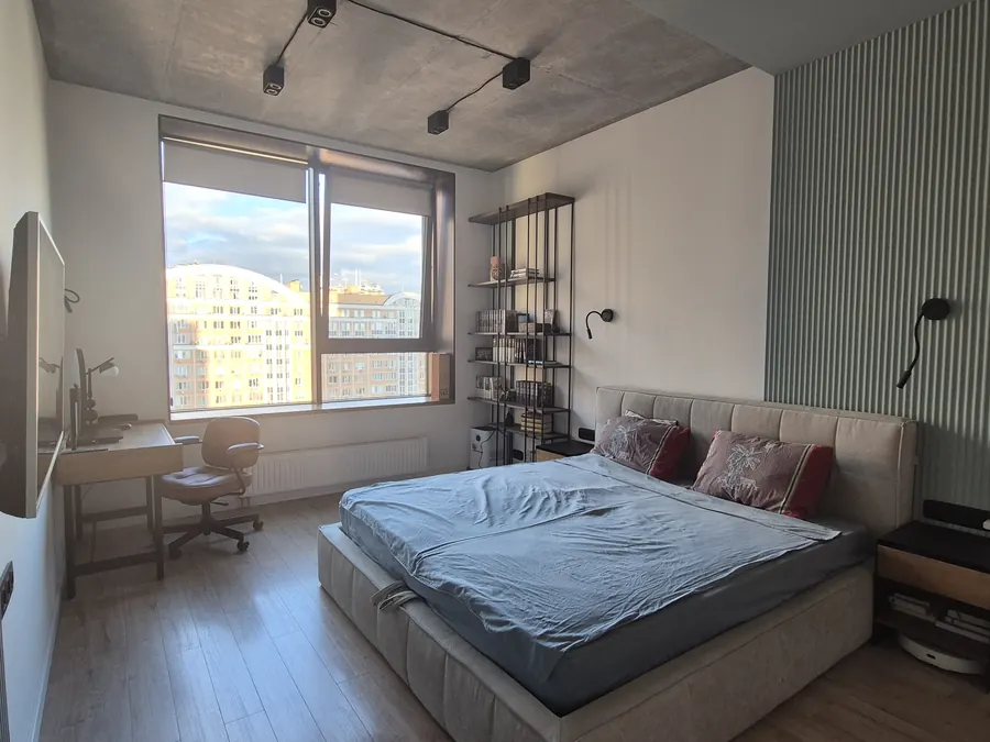 Спальня батьків з бетонною стелею, ЖК Tetris Hall